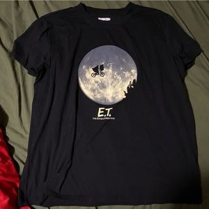 E.T shirt